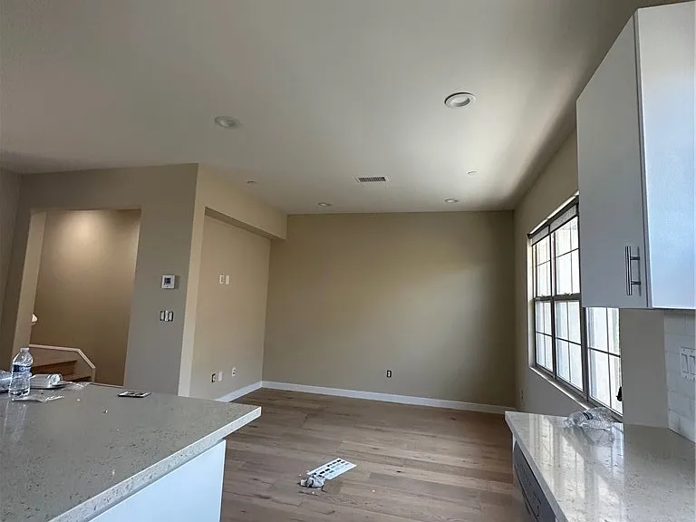 121 Tallowood — Photo 15