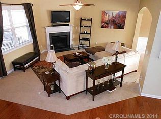 9925 Barrands Ln, Charlotte, NC 28278