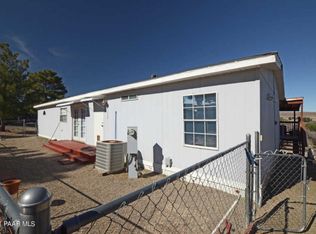 17028 E Panorama Dr, Mayer, AZ 86333