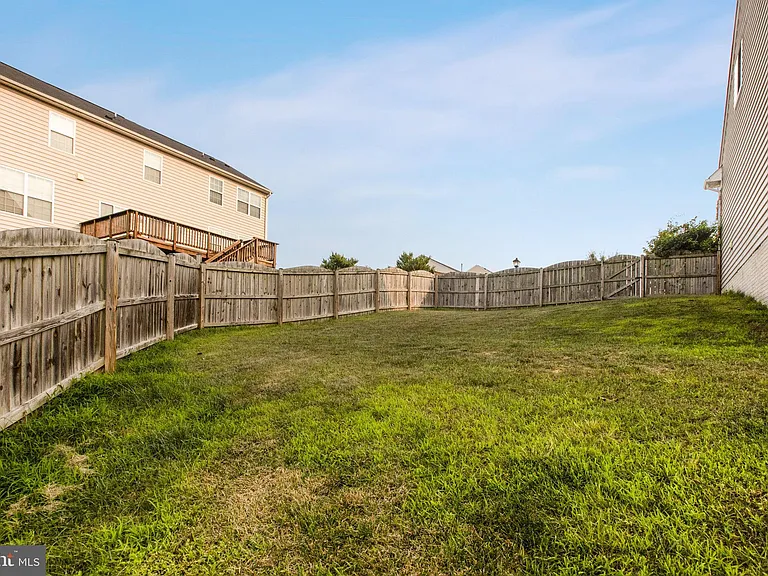 4 Cornerstone Dr — Photo 97