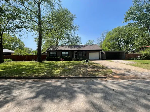 808 M Ave, Maysville, OK 73057