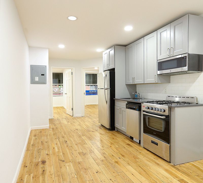1st image of 123 Mulberry St #1R