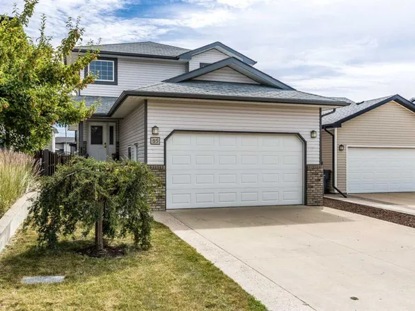 55 W Vista Close SE, Medicine Hat, AB T1B 0A9