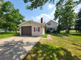 1862 N Vandecar Rd, Mount Pleasant, MI 48858