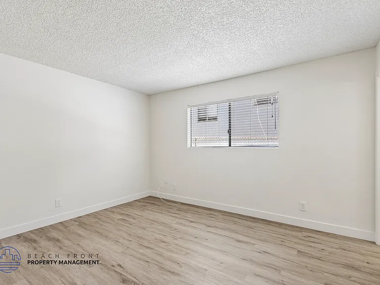 817 Hill St. — Photo 12