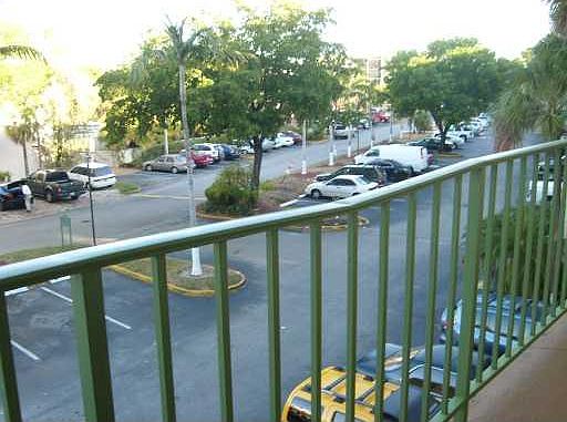 4th image of 8870 Fontainebleau Blvd APT 202