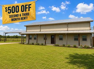 373 Cross Rd, Kingsbury, TX 78638