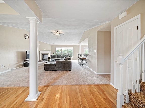 4th image of 8430 Jordan Heights Ln