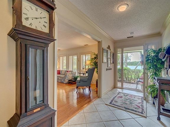 3rd image of 10529 Lake Williams Dr