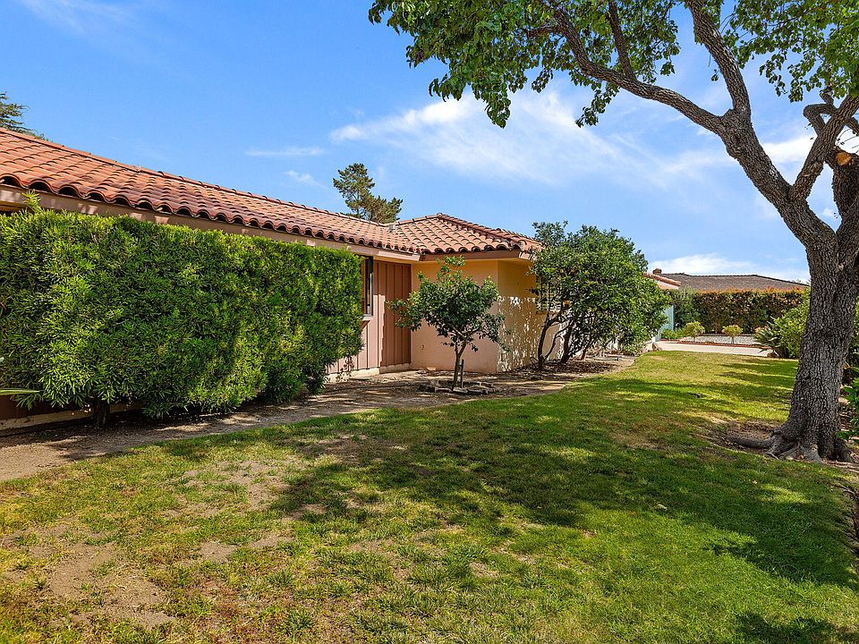 2nd image of 262 Morada Ln
