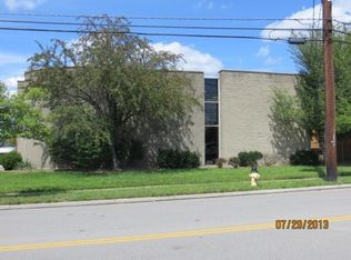 1854 Summit Rd, Cincinnati, OH 45237