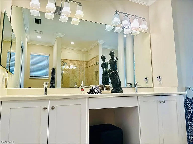 200 Copperfield Ct — Photo 37