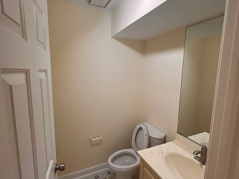 5207 Stonehedge Rd — Photo 10