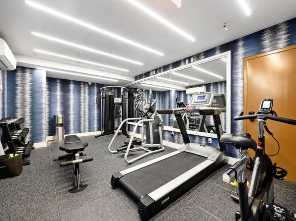 152 Boerum Street image 12 of 15