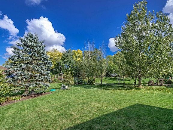 2nd image of 2611 Brighton Dr