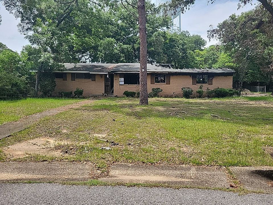 1st image of 5612 Racine Ave