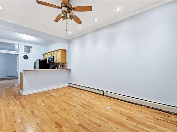 155a Sherman Avenue image 3 of 21