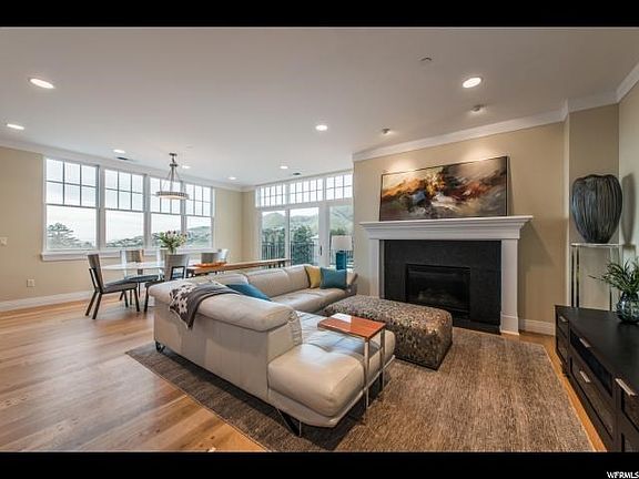 3rd image of 400 Capitol Park Ave #503