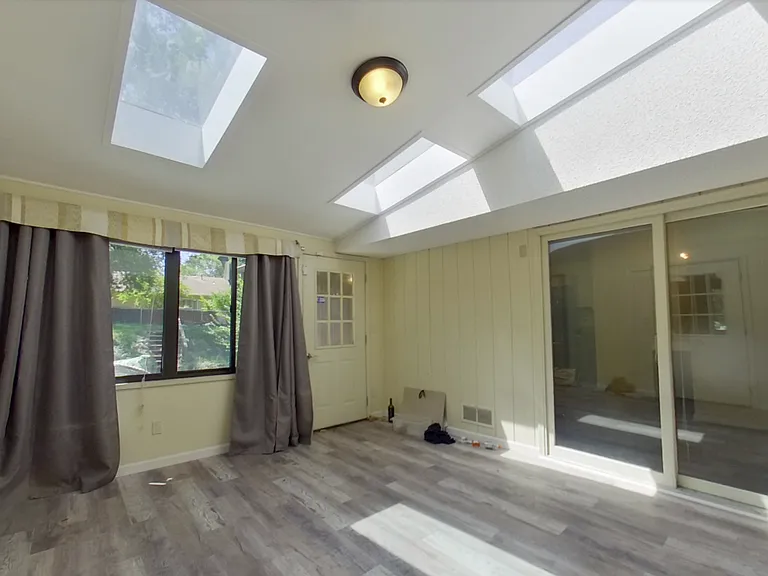 2441 Hobbs Dr — Photo 7