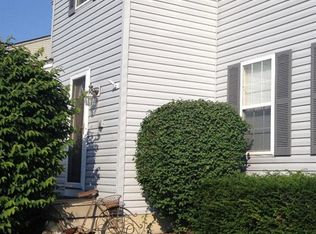 140 Cambridge Dr, Springboro, OH 45066