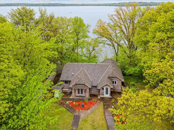 6705 327th Ln NW, Princeton, MN 55371