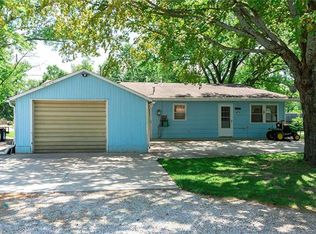 33865 W 84th St, De Soto, KS 66018