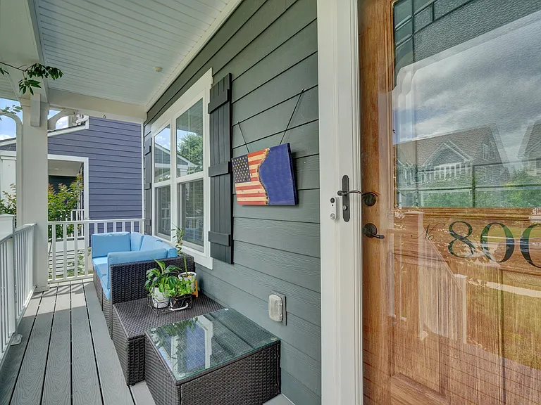 800 Corcormant Ln — Photo 3