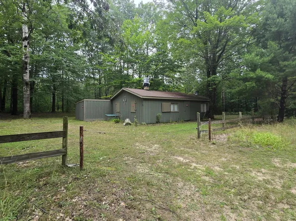 10625 Morton Rd, Manistee, MI 49660