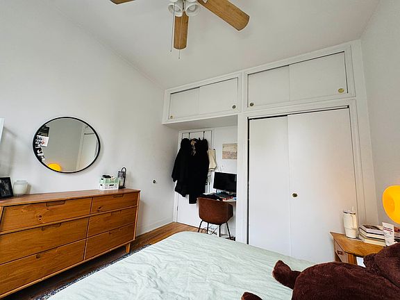 3rd image of 46 Avenue B APT 9