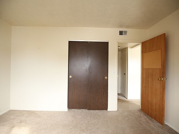 5th image of 349 13th Ave APT A