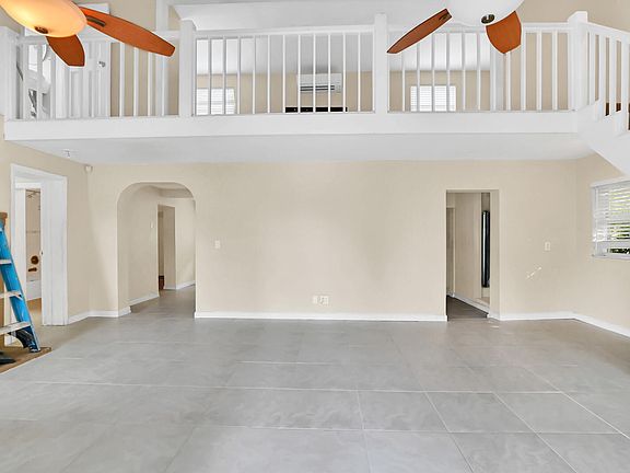 4th image of 348 Swain Boulevard #1