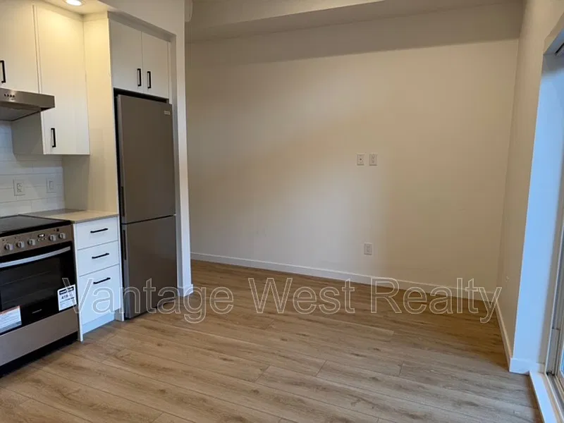 1 bed, 1.0 bath, 577 sqft, $1,585 — Photo 4