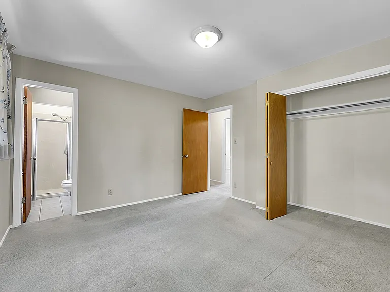 4220 Edwinstowe Ave — Photo 27