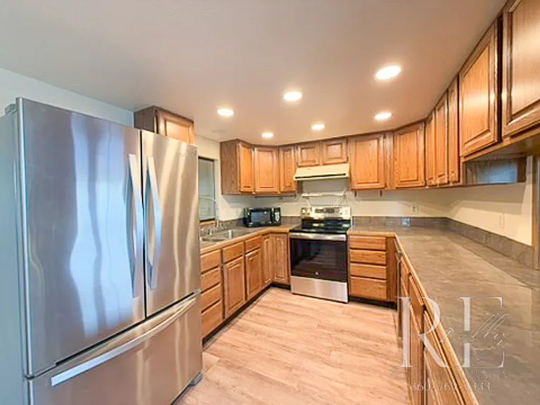 5765 Watauga Beach Dr E — Photo 11