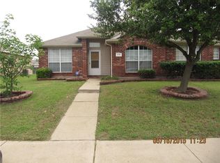 216 Buffalo Creek Dr, Desoto, TX 75115