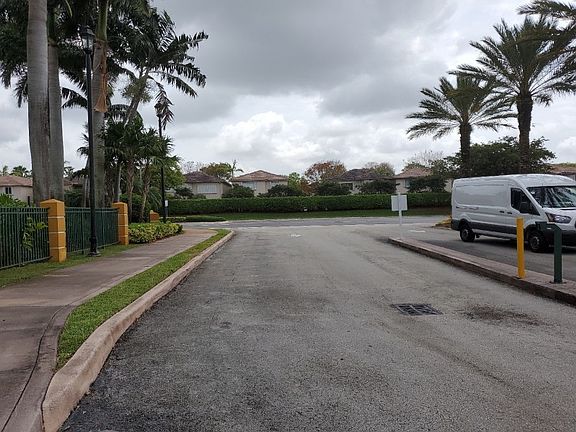 5th image of 7210 NW 114th Ave