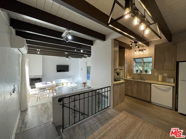 2128 N Beverly Glen Blvd #1, Los Angeles, CA 90077