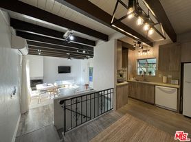 2128 N Beverly Glen Blvd, Los Angeles, CA