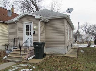 815 Bertch Ave, Waterloo, IA 50702