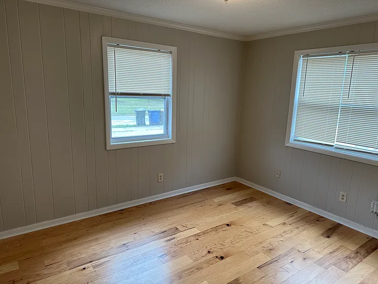 452 Dacian Rd — Photo 10