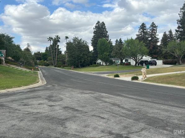 4120 Flintridge Dr, Bakersfield, CA 93306