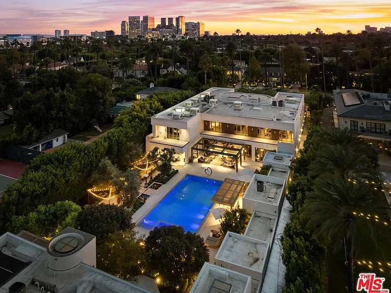 616 N Beverly Dr — Photo 26