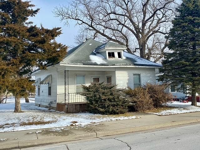 2nd image of 305 E McKinsey St