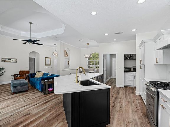 5th image of 15410 21ST AVENUE E