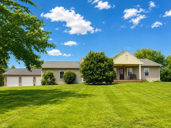 201 Janeway Dr, Veedersburg, IN 47987