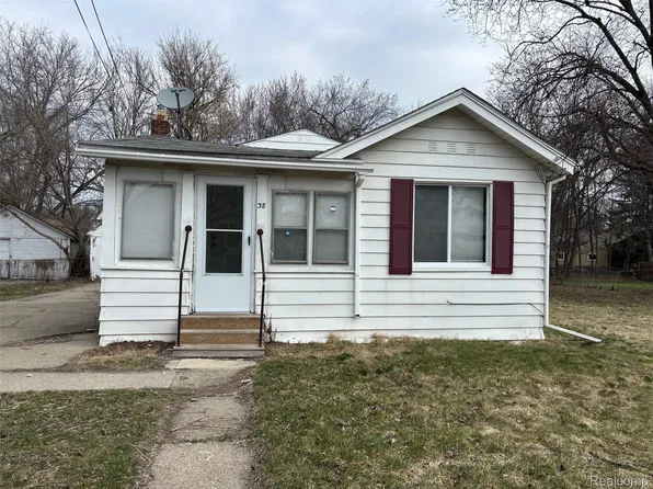38 Hazel Ave, Pontiac, MI 48341