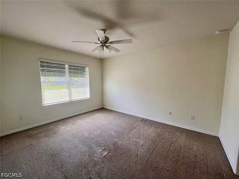 212 SW 25th Ave — Photo 13