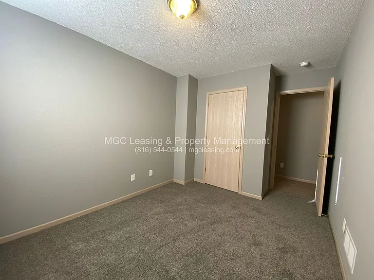 908 Garden Way #914 — Photo 13