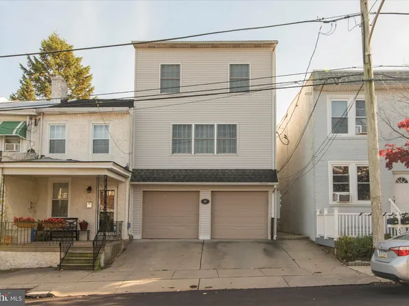 535 Gerhard St #1, Philadelphia, PA 19128