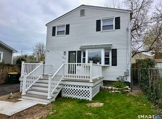 309 Greenfield St, Fairfield, CT 06825